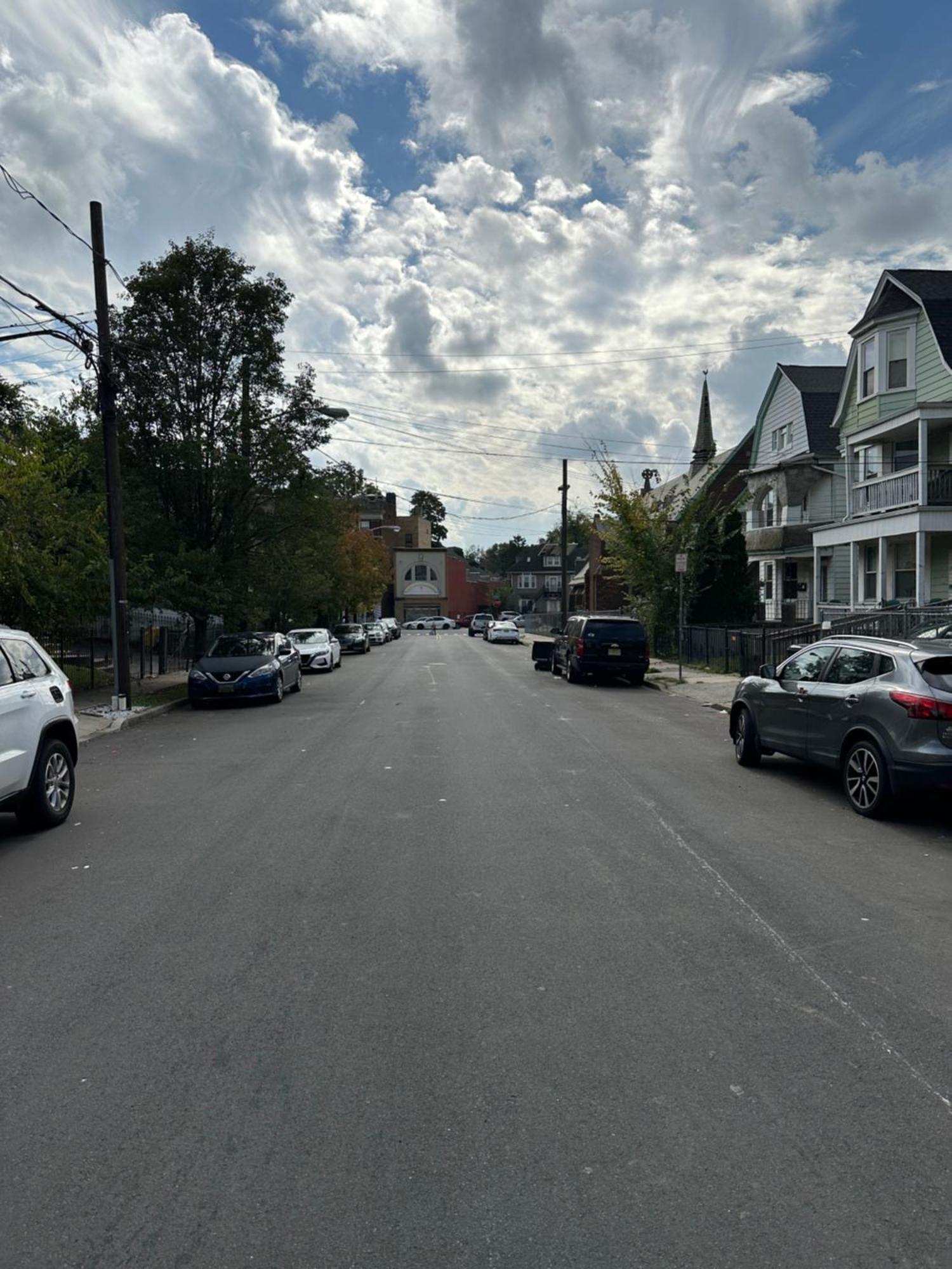 Fidellia Iron Room, Queen Bed Minutes From Newark Liberty International Airport And Newark Penn Station מראה חיצוני תמונה
