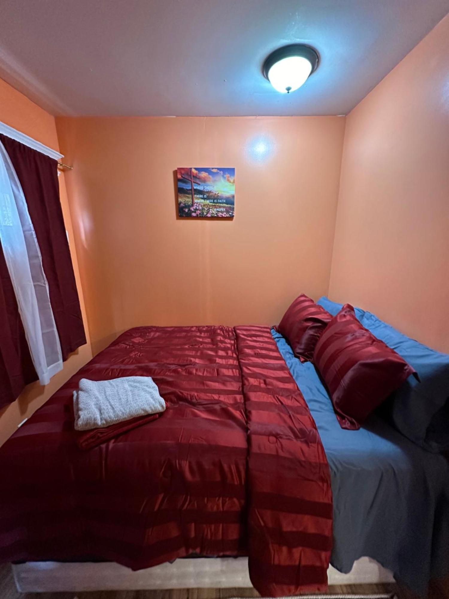 Fidellia Iron Room, Queen Bed Minutes From Newark Liberty International Airport And Newark Penn Station מראה חיצוני תמונה